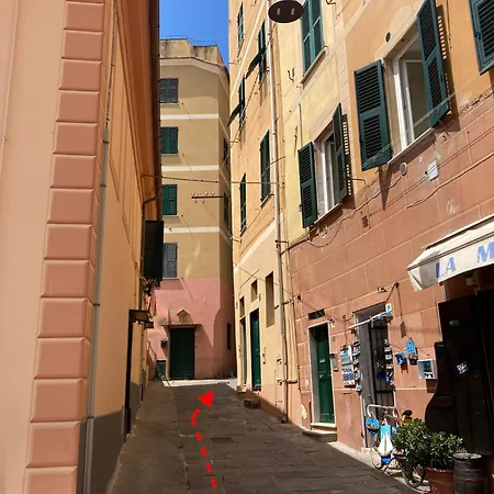 Liguria Holidays - The Black *